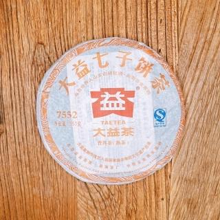 【茶韻普洱茶事業】2012年孟海/大益茶廠7552-201熟茶357g保證真品(附茶樣15g.收藏盒.茶針x1)